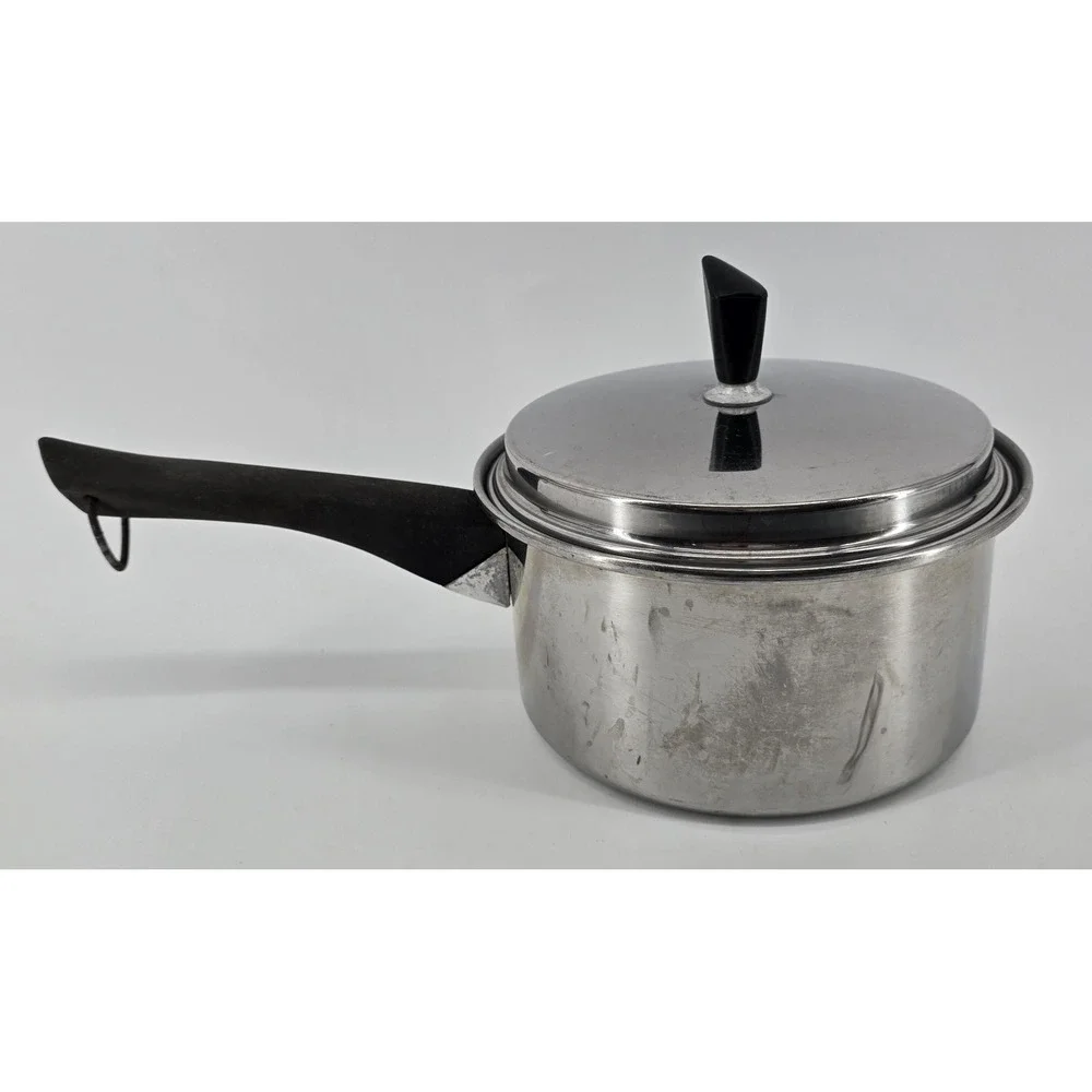 Vtg Regal Ware Imperial 18-8 3 Ply Stainless Steel 2 Qt Saucepan W/ Lid Bakelite